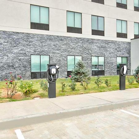 Hampton Inn & Suites 달하트 외부 사진